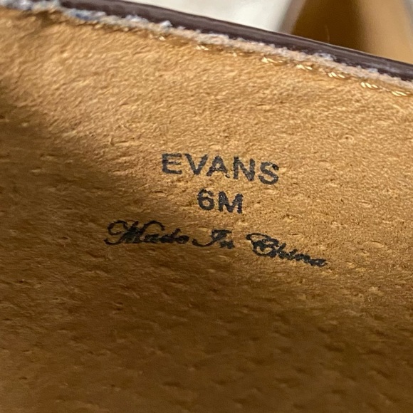 Donald J Pliner evans Oxfords, Dark Brown
Crinkle Patent lace up
Loafers sz 6M - Picture 15 of 15